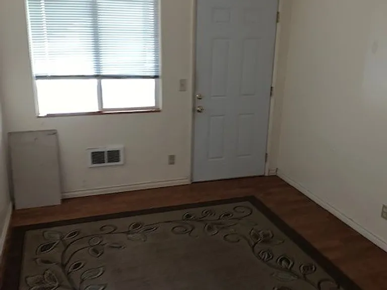 246 S Main St — Photo 5