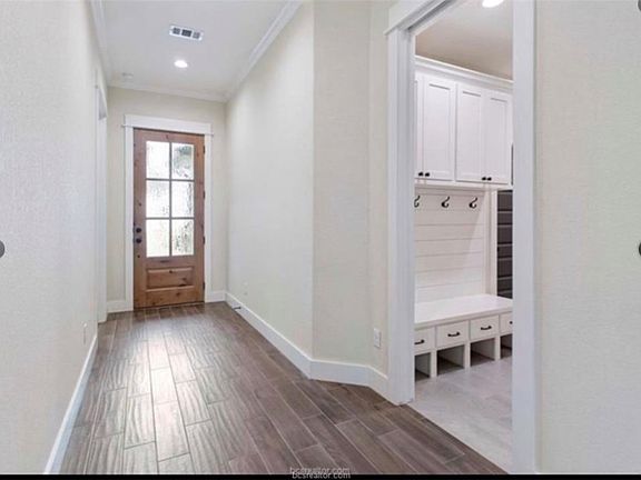 4th image of 4002 Heru Ct