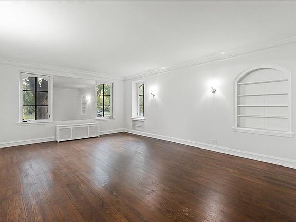 4th image of 2712 W Logan Blvd #1
