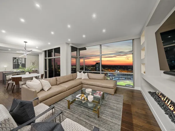 800 The Mark Ln Unit 3003, San Diego, CA 92101