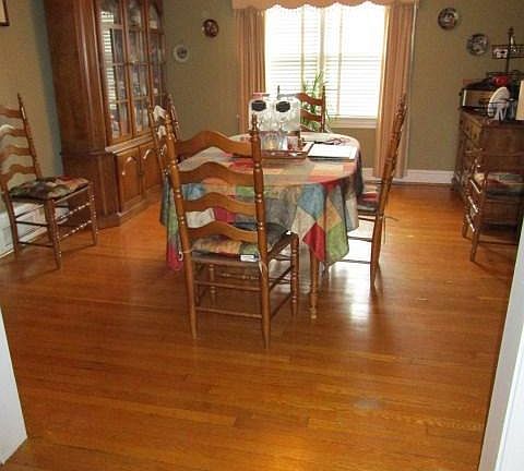 5th image of 4064 Sunset Dr