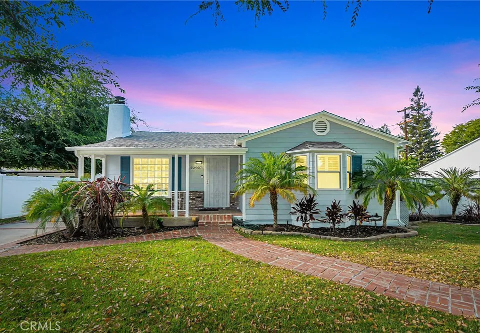 22907 Leonora Dr