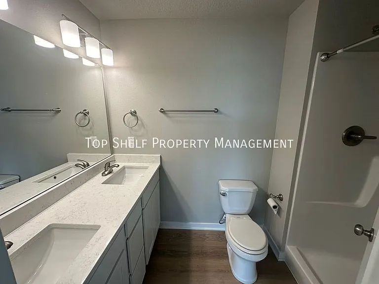 5711 NE Lowell Ln — Photo 9