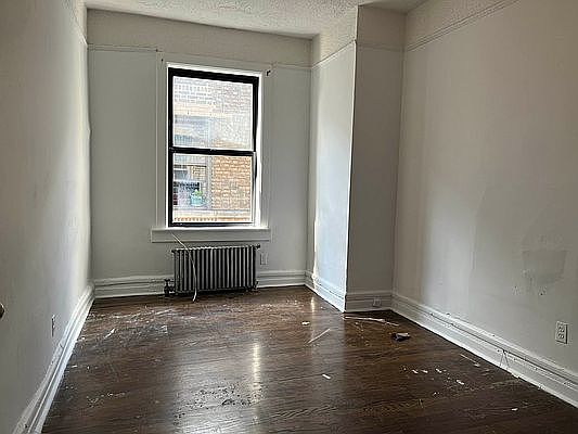 5th image of 50 Vermilyea Ave #53