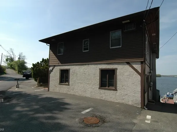 133 Nolans Point Rd #2, Lake Hopatcong, NJ 07849