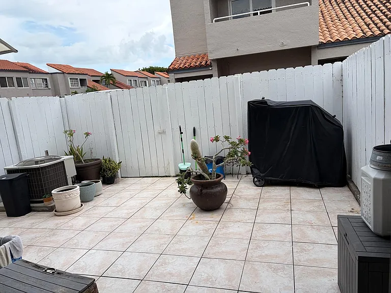 6503 SW 129th Ave — Photo 16