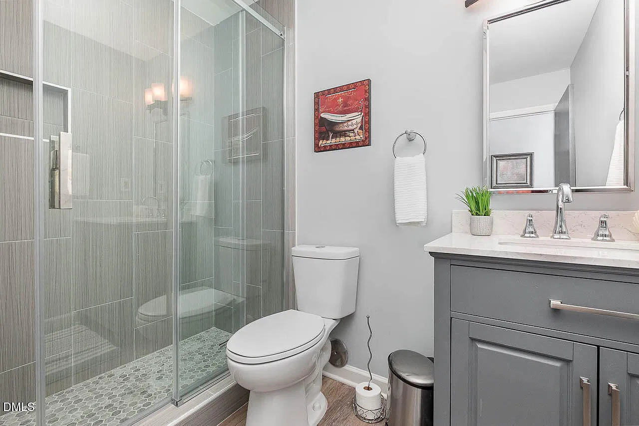 2 bed, 4.0 bath, 1350 sqft, $1,700 — Photo 4