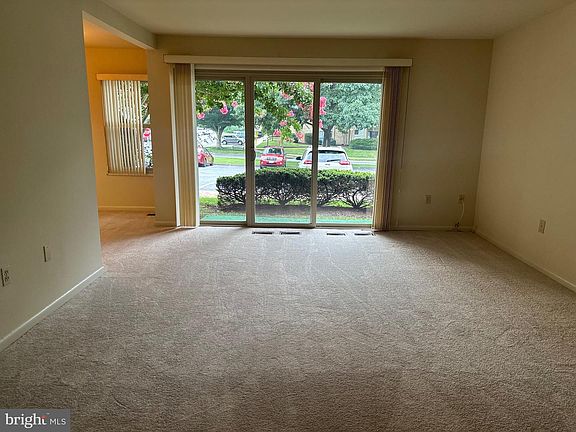 3rd image of 3618 Gleneagles Dr #7-2E
