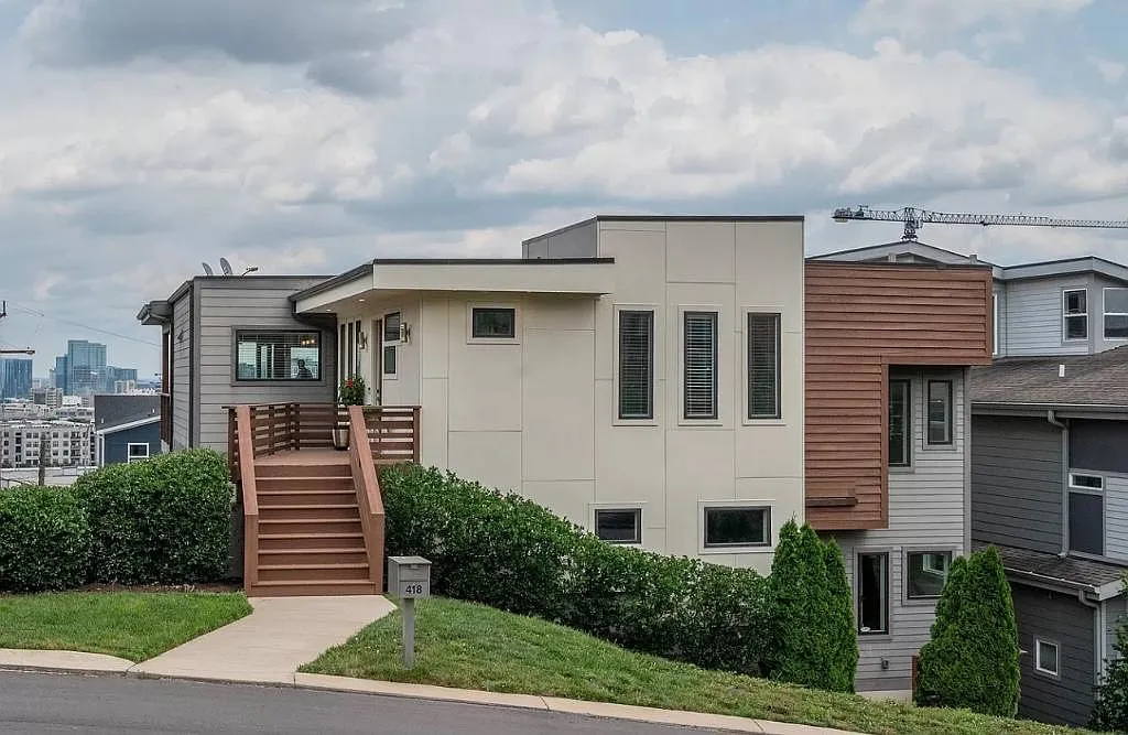 1 bed, 300 sqft, $1,400 — Photo 4