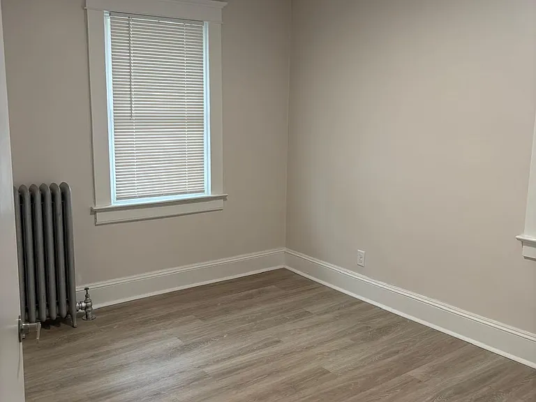 276 Main St — Photo 5