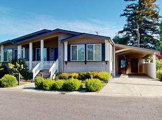 747 Hampton Way, Grants Pass, OR