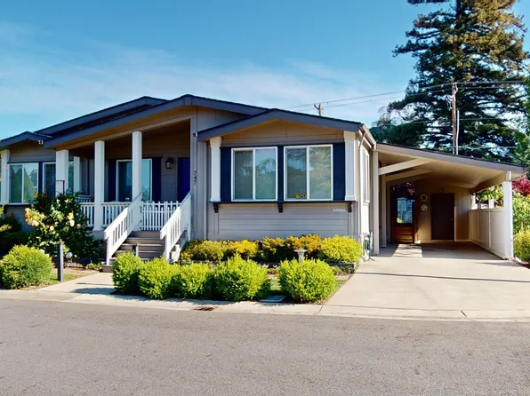 747 Hampton Way, Grants Pass, OR 97526