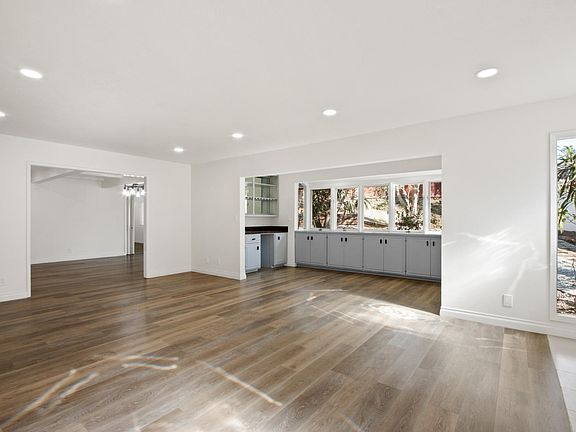 5th image of 2842 Boa Vista Dr