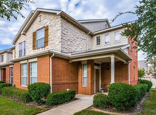2726 Olympic Park Dr, Grand Prairie, TX 75050