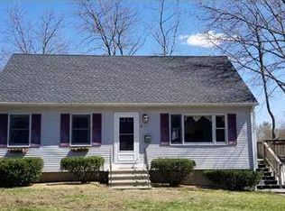 19 Warsaw Ave, Dudley, MA 01571