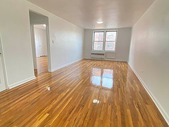 3rd image of 6311 Queens Blvd APT D5