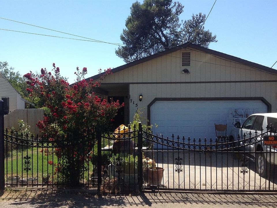 2nd image of 715 S Olive Ave