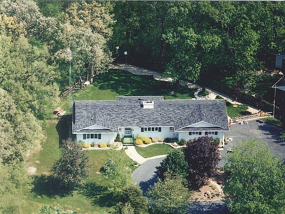 2nd image of 1209 Oakdale Dr