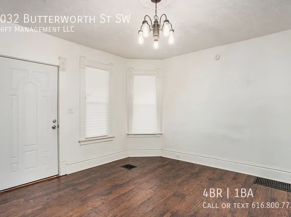 1032 Butterworth St SW, Grand Rapids, MI 49504