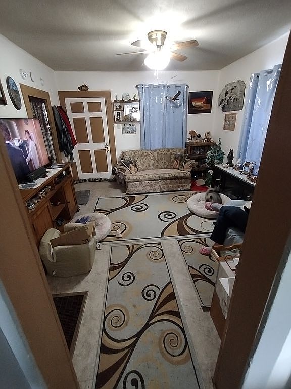 55 W 6th St, Coquille, OR 97423 Zillow