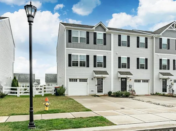 424 Sitka Spruce Ln, Townsend, DE 19734