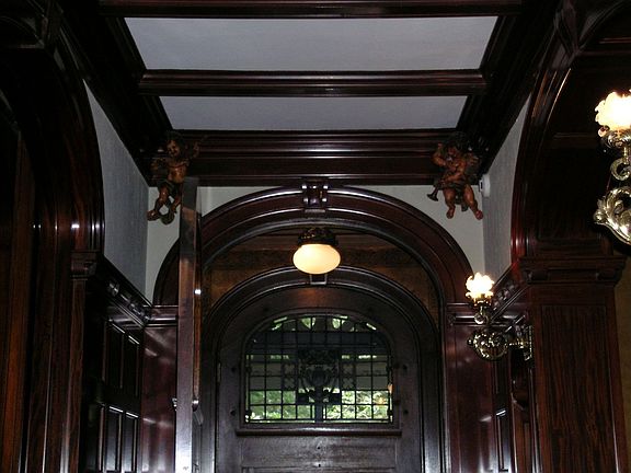 entrance from Porte Cochere