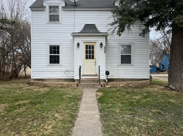 509 9th Ave S, Saint James, MN 56081
