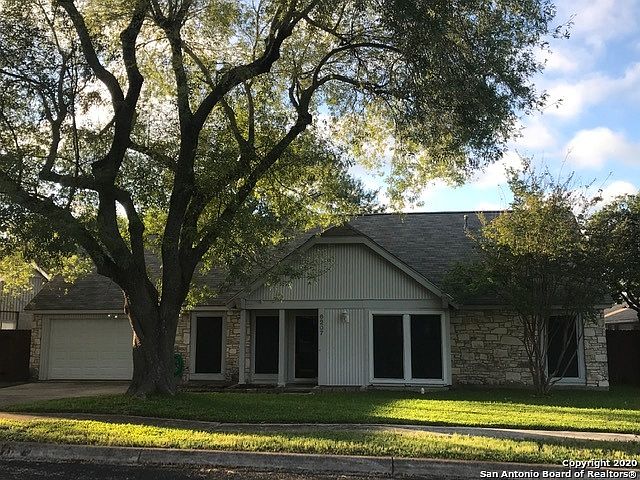 1st image of 6207 Battery Ln
