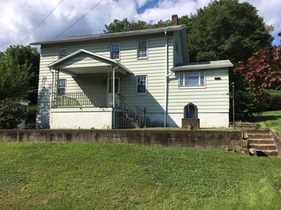 381 E Poplar St, Nanticoke, PA, 18634