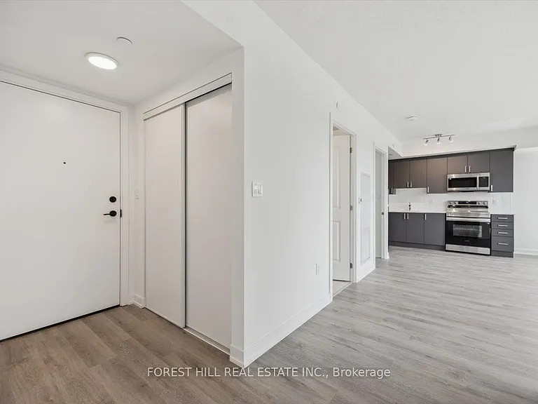 556 Marlee Ave #911 — Photo 6