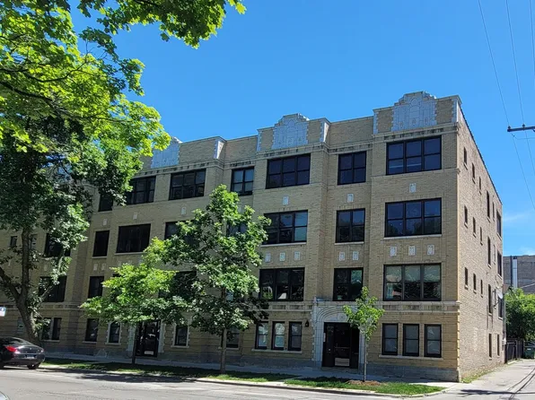 1549 W Sherwin Ave #203, Chicago, IL 60626