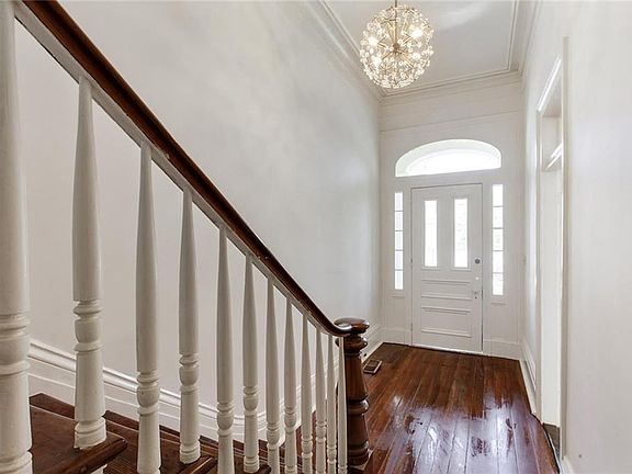 5th image of 924 Euterpe St