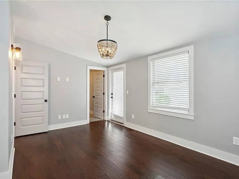3258 Highland Dr SE — Photo 28