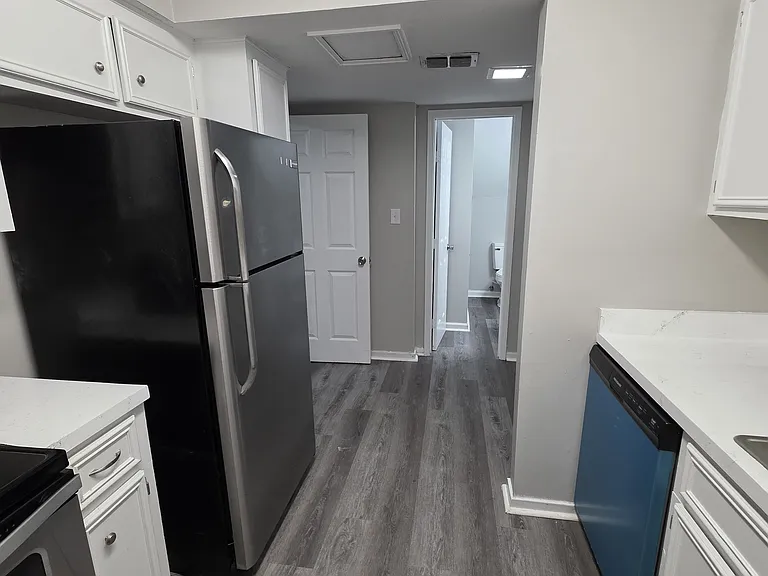 910B Glastonbury Cir — Photo 8