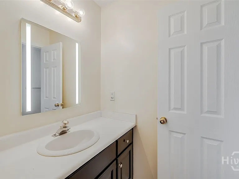 114 Red Bluff Cir — Photo 13