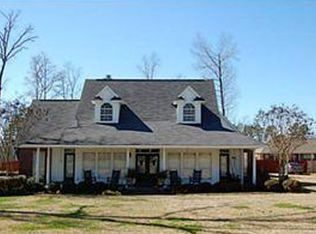 2212 Grapevine Ln, Haughton, LA 71037