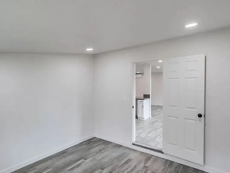 407 Idaho Ave #A — Photo 8
