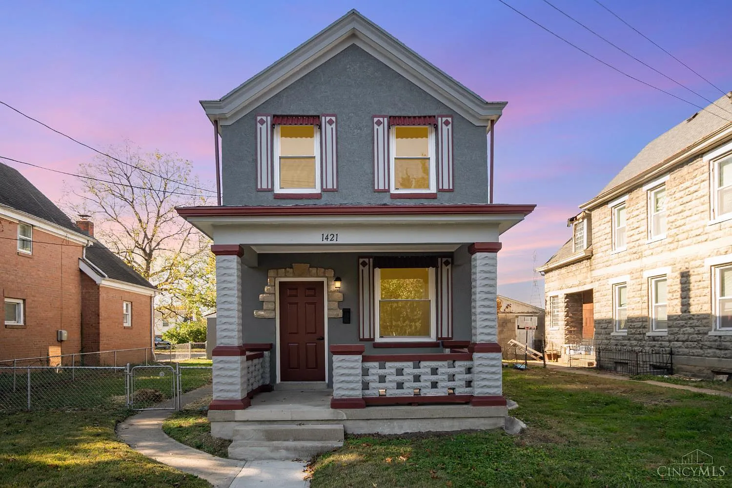 1421 Jefferson Ave photo 1