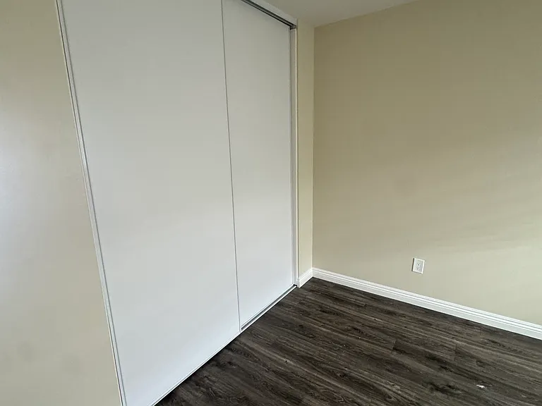 2642 Milton Ave #4 — Photo 14