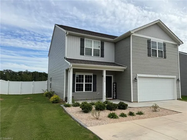 1048 Baileys Chapel Rd, Advance, NC 27006