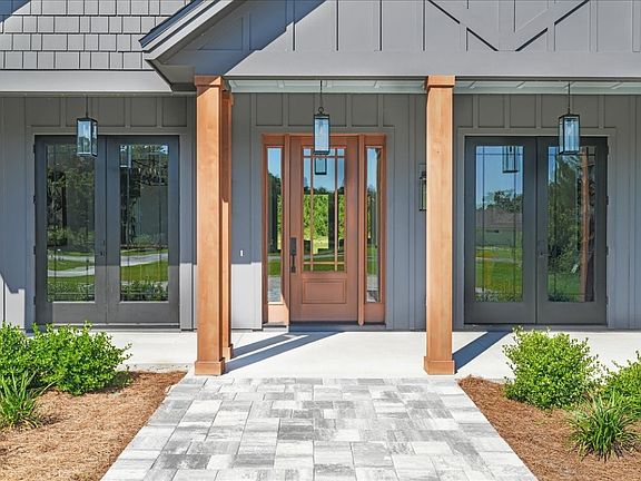 3rd image of 95054 Amberwood Ln