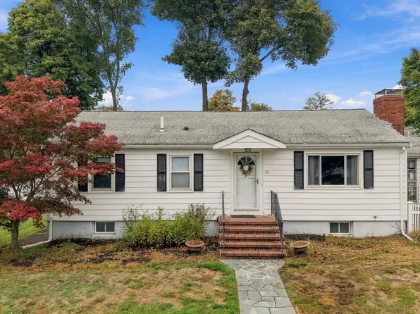 74 Plimpton Ave, Norwood, MA 02062