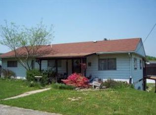 116 W Summit St, Avis, PA 17721