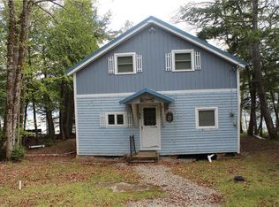 36 Sr Crabtree Ln, Island Falls, ME 04747
