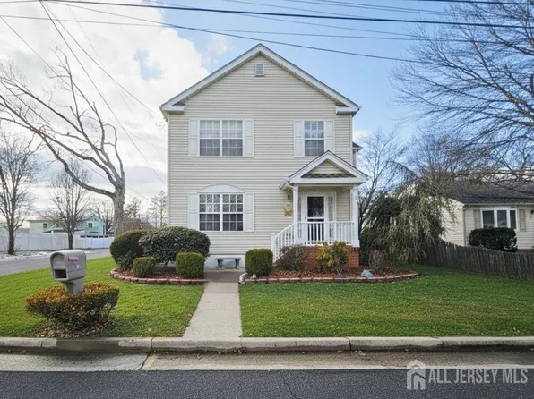 36 Lehigh Ave, Piscataway, NJ 08854