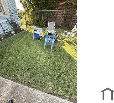 2921 Macy St — Photo 4