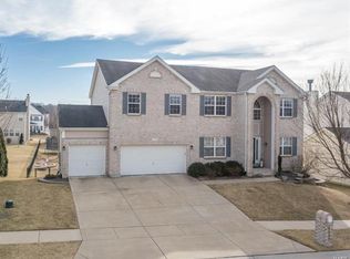 1466 Legacy Cir, Fenton, MO 63026