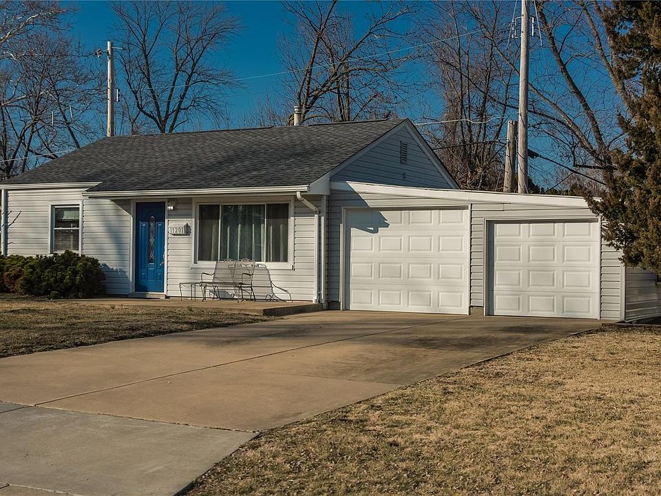 1st image of 11201 Saint Clement Ln