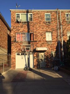 406 Castle Hill Ave, Bronx, NY, 10473