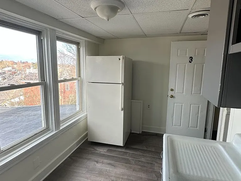 849 Manor St #851 — Photo 4